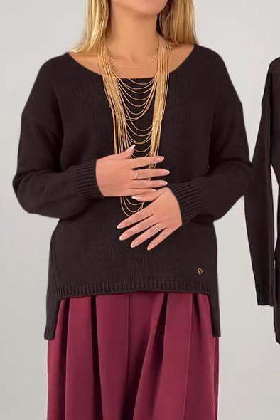 Women's casual round neck sweater with irregular hem