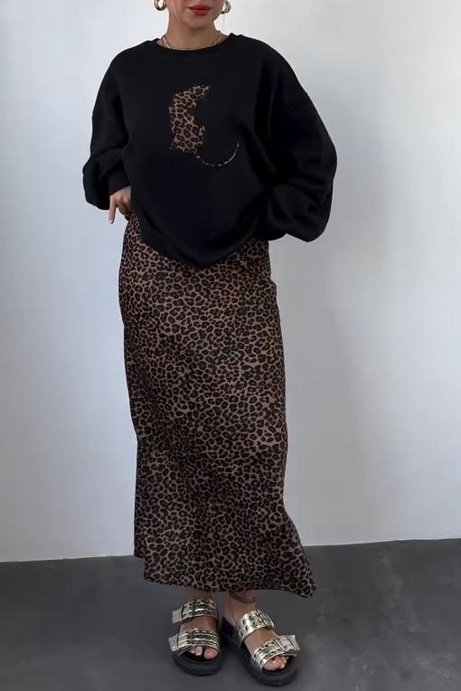 Women's casual leopard print sweatshirt and skirt suit