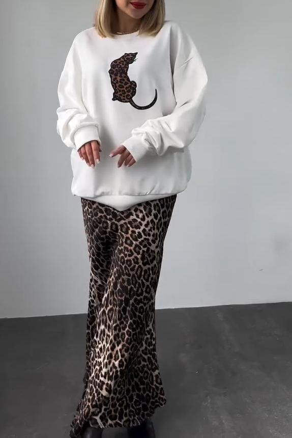 Women's casual leopard print sweatshirt and skirt suit